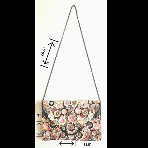 NWOT Hand beaded floral clutch - Picture 6 of 10
